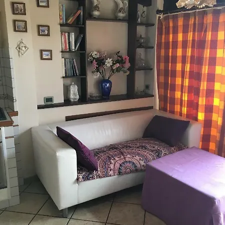 Christin's 75 Apartment